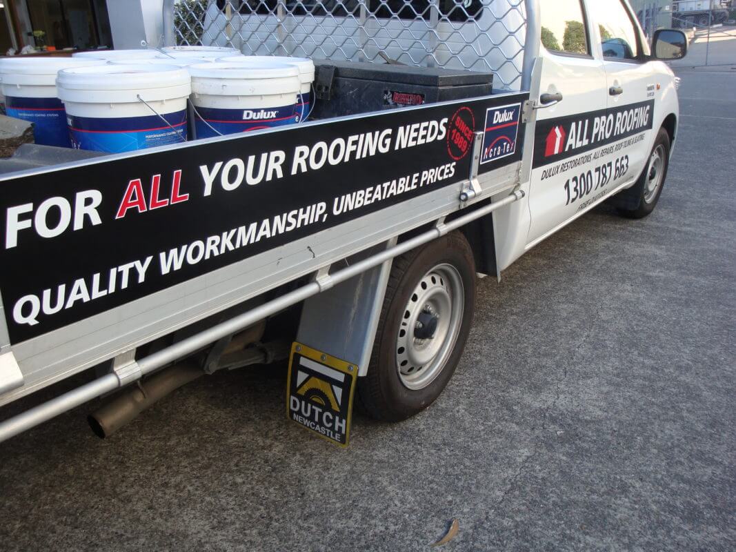Tray ute Signage